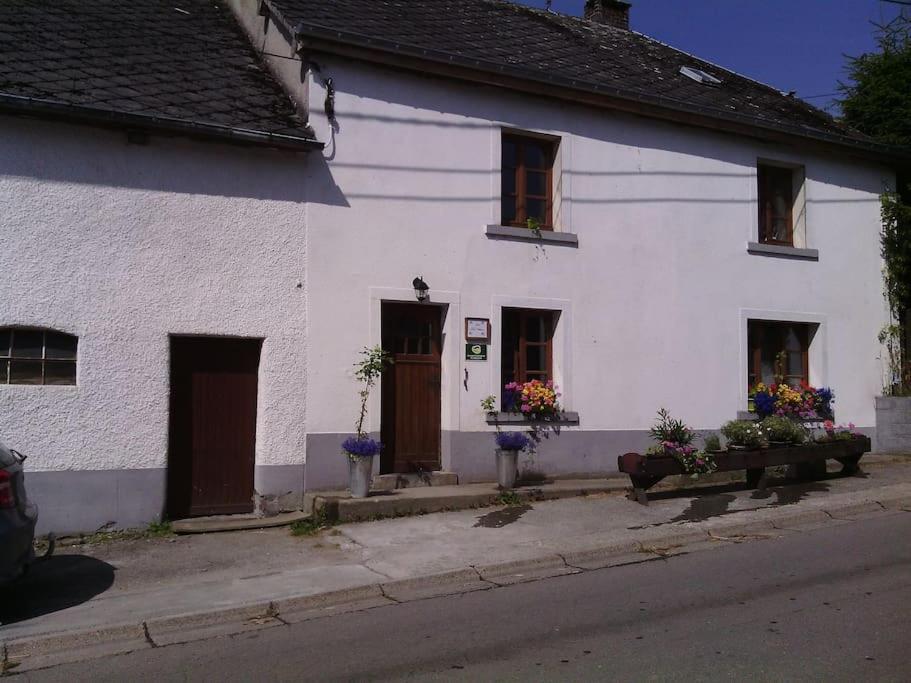 Gite Les 7 Frenes Vaux-sur-Sure Екстер'єр фото